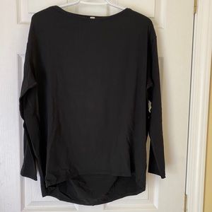 Lululemon Back in Action Long Sleeve, Black